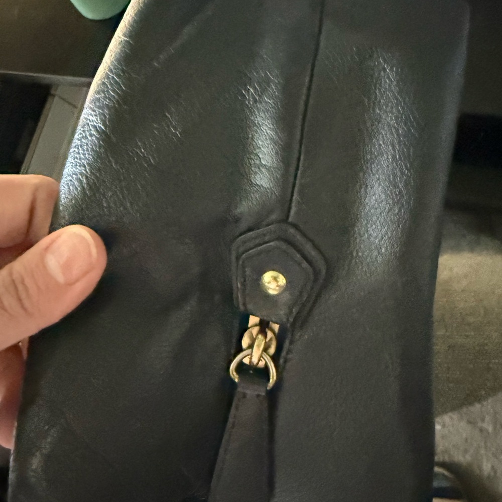 Coach Campbell Hobo Shoulder Bag with Gold Buckle Black Leather - Picture 10 of 14